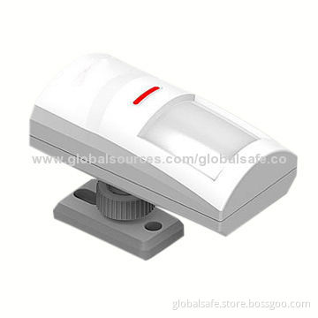 Motion PIR sensor with sensitivity and detection range for wireless monitoring